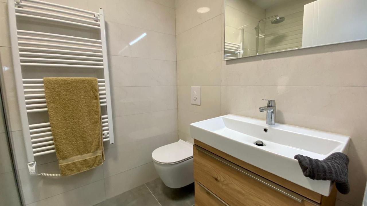 Makazura Sunset Apartment Макарска Екстериор снимка